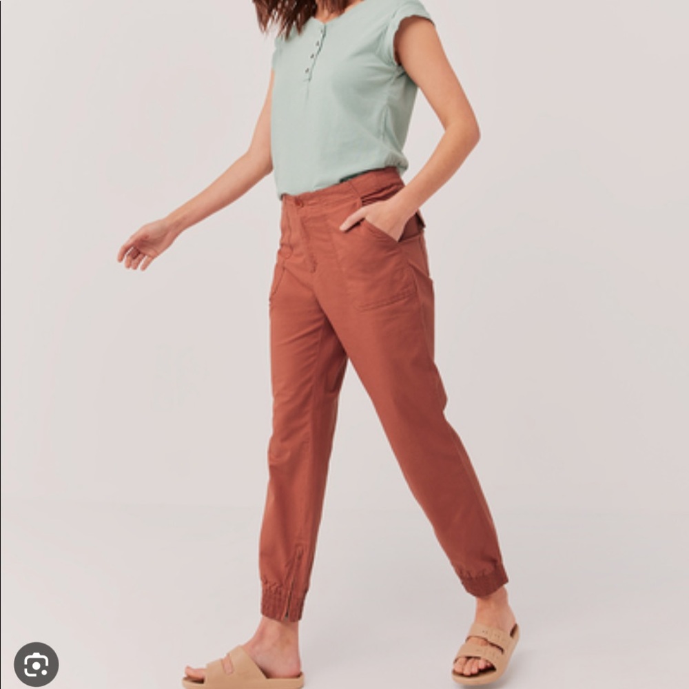 Pact woven twill utility jogger XS